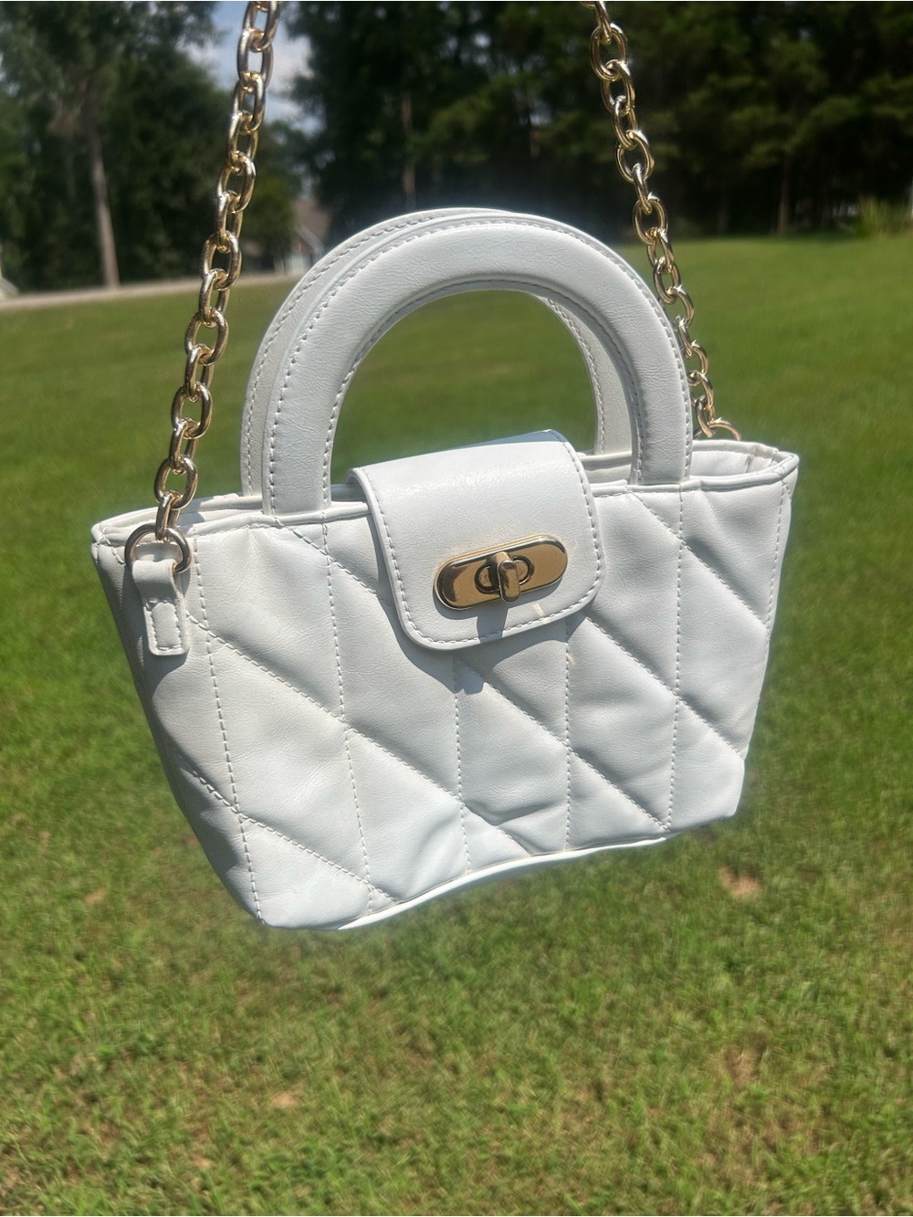 Forever 21 White Quilted Mini Satchel Bag Gold Chain Crossbody Purse